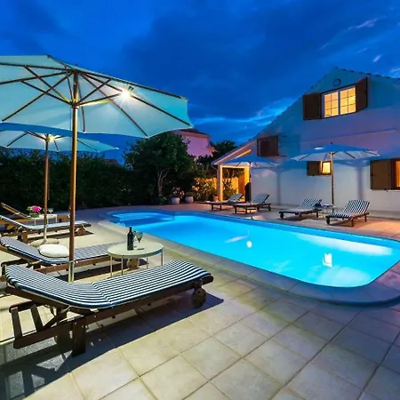 Holiday Floreat * Orebic